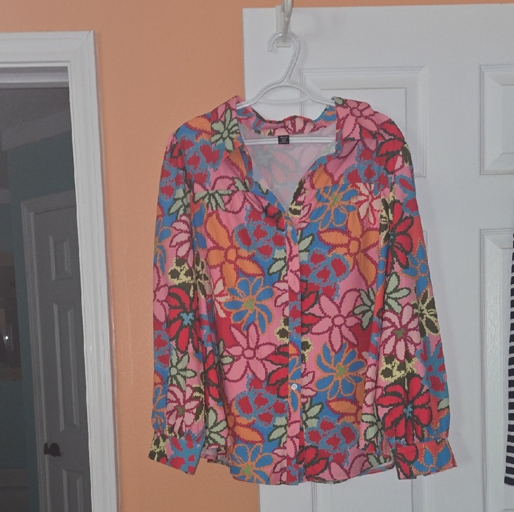 SHEIN Vibrant Floral Button-Down Shirt